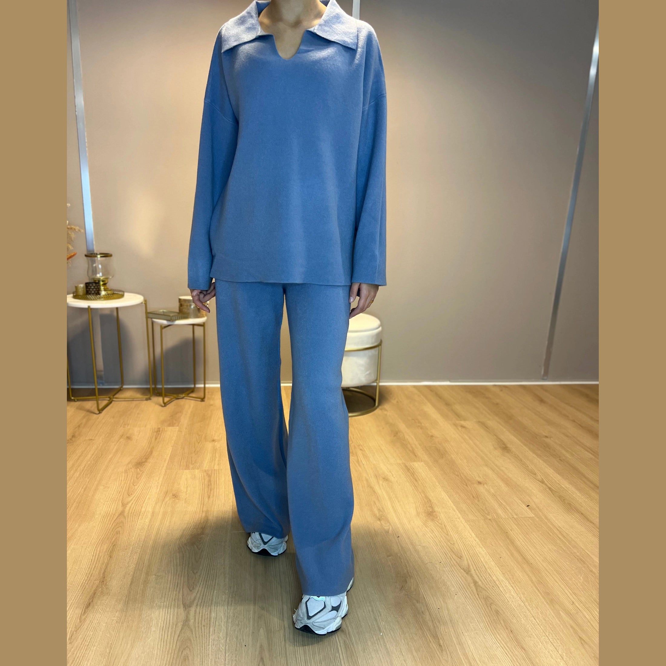 Elara twinset trui met zij-split en losse broek, blauw (3)