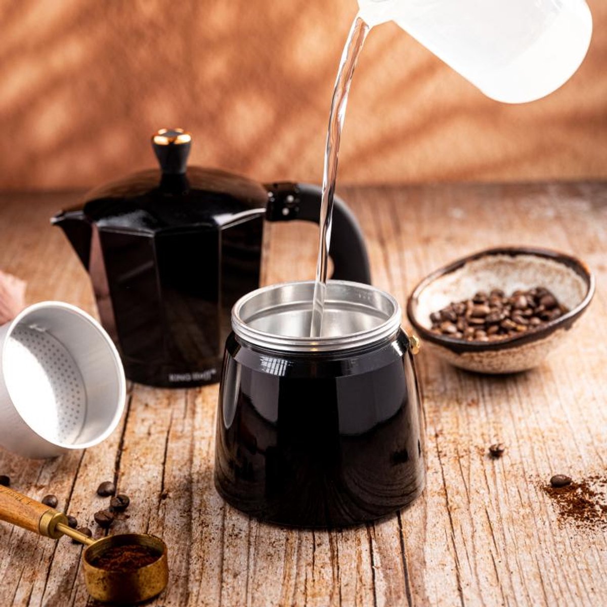 Kinghoff espressomaker KH-1885 zwart, 12 kopjes, 600 ml (5)