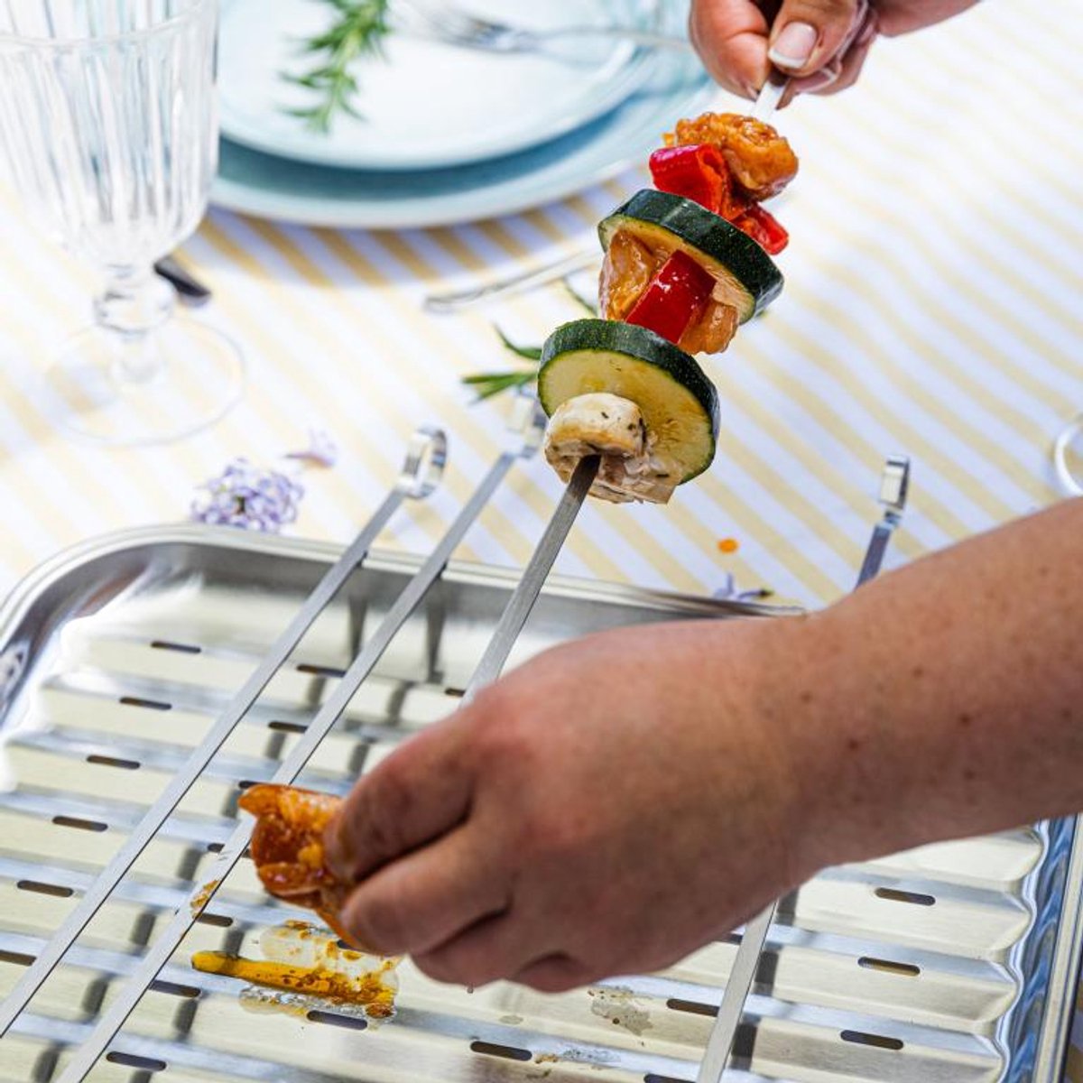 Kinghoff bbq-spiezen set van 4, rvs, 35,8 cm (5)